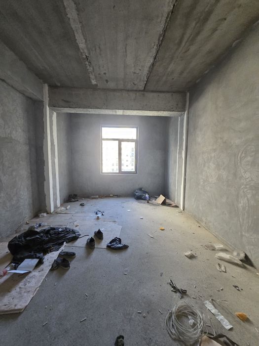 Срочно продаётся 3х -комнатная квартира коробка