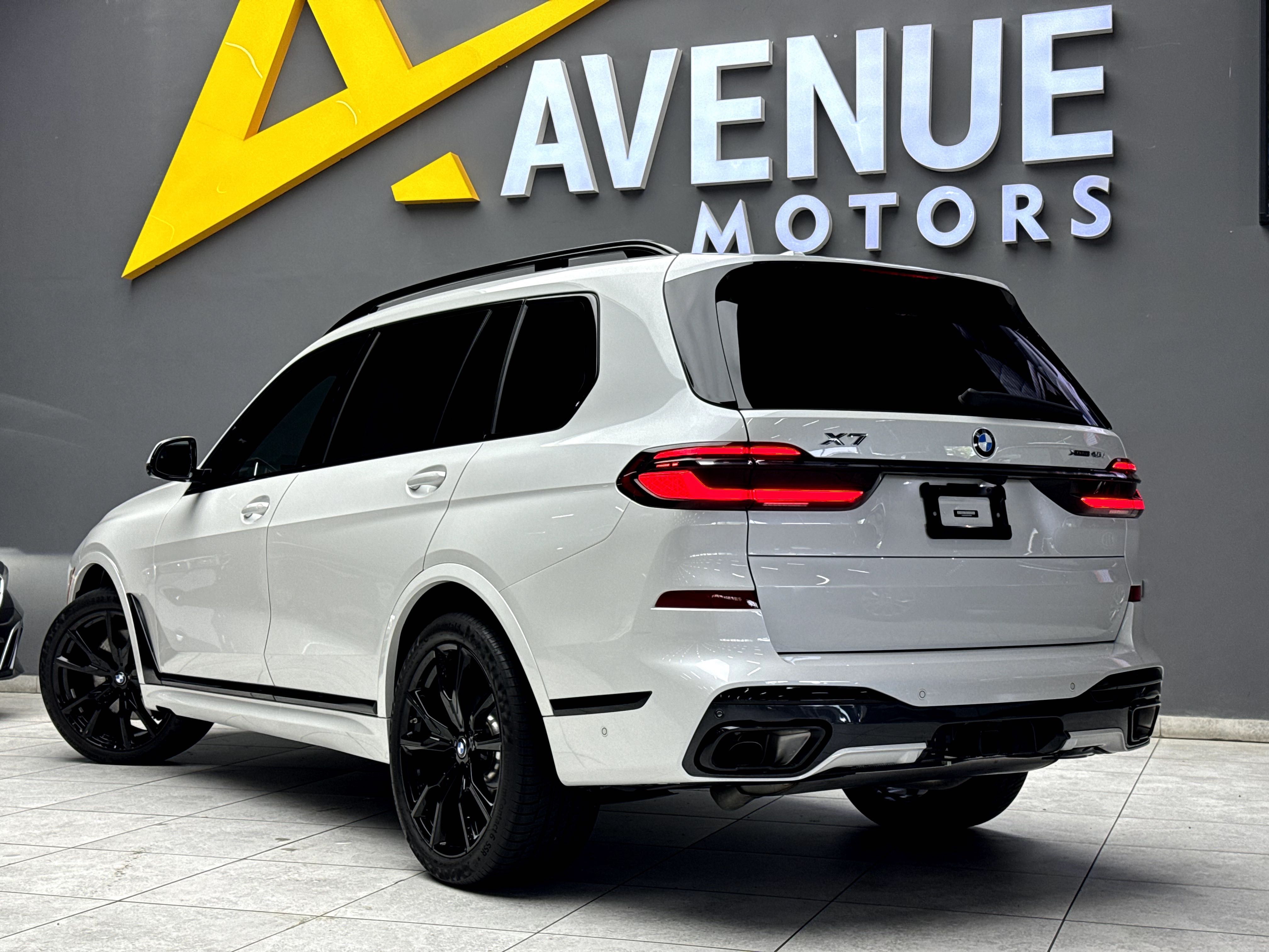 Продается BMW X7 M60i