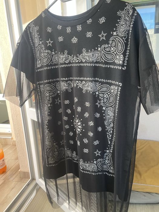 Ефектна тениска с меш размер L