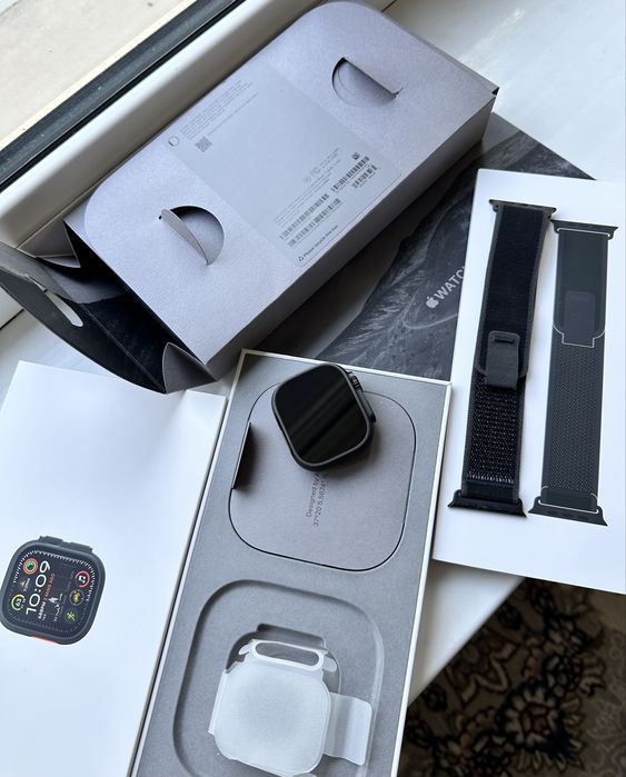 Apple iWatch Ultra 2 Black Titanium 49mm