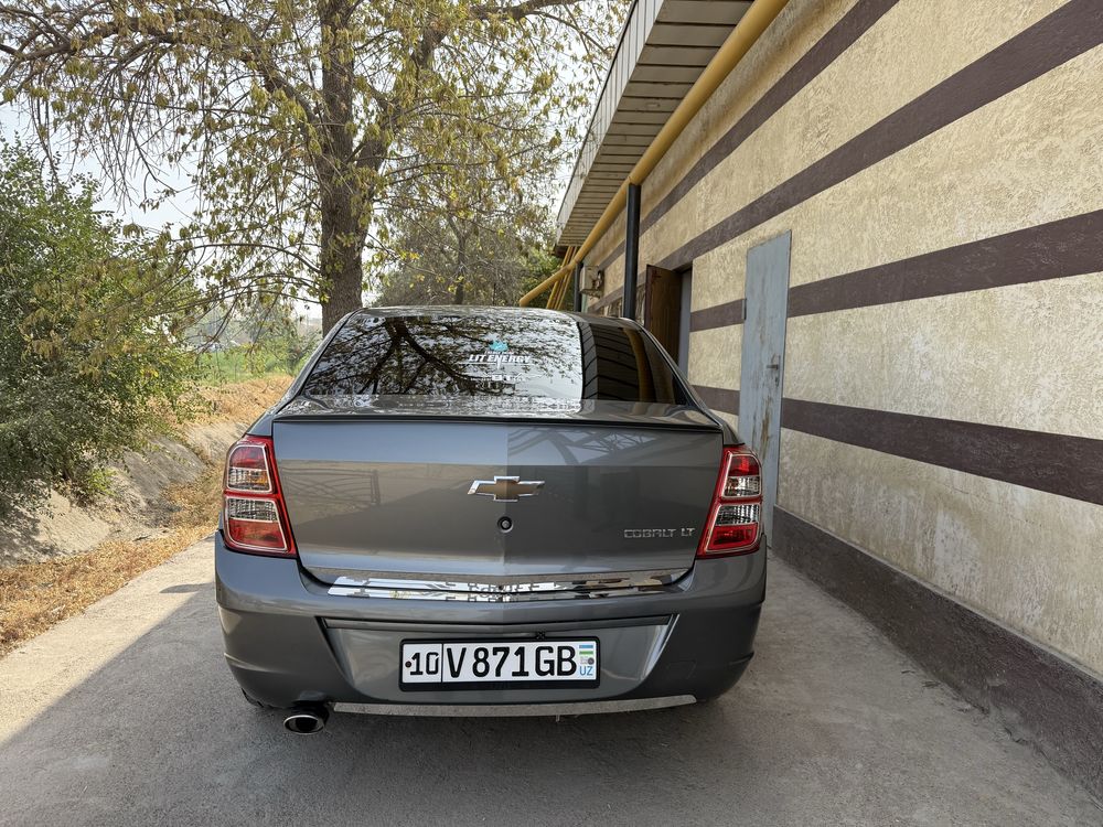 Продам машину Chevrolet Cobalt 2 позиция