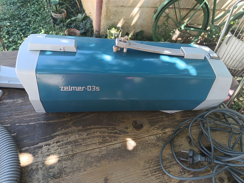 Aspirator vechi Zelmer