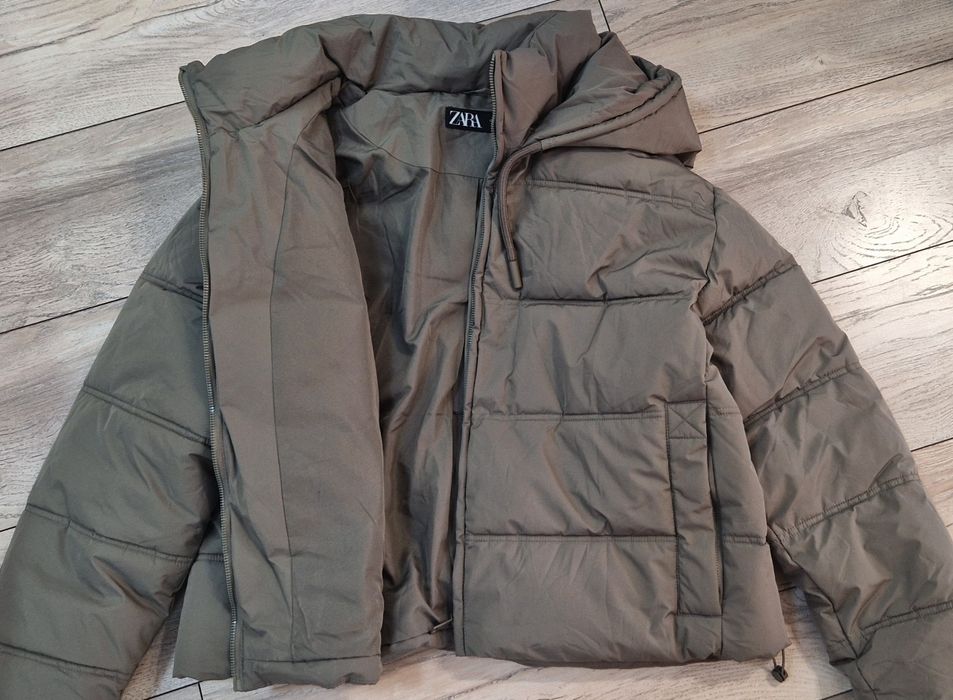 Късо обемно яке Zara, размер Л
