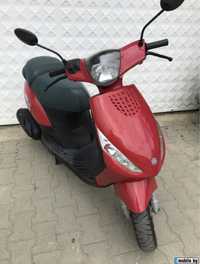 Скутер Piaggio Zip 4t