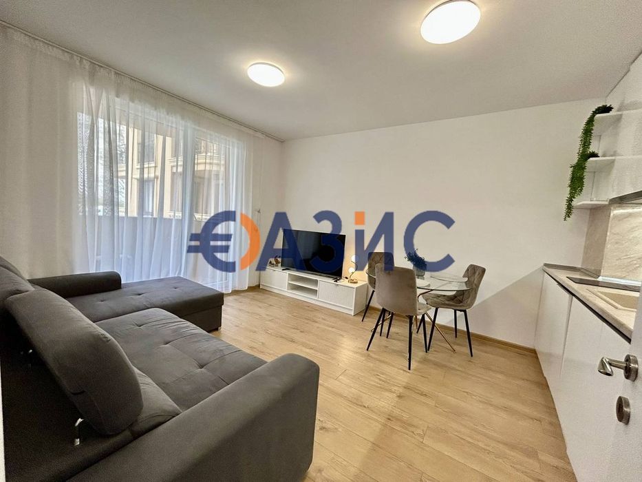 Продава се Двустаен апартамент в к.к. Слънчев бряг - 52 кв.м за 1902 €/кв.м - Снимка #2