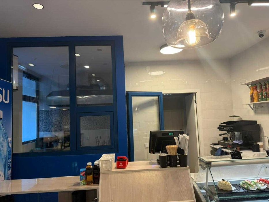 Павильон с мебелью