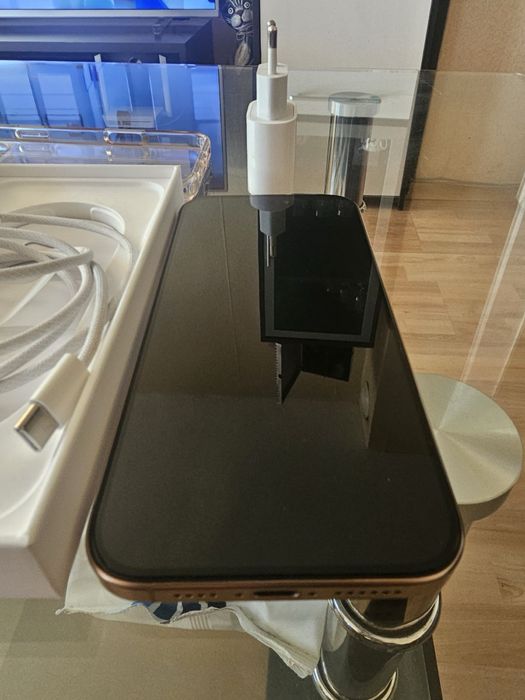 Iphone 16 Pro Max 256/Гаранция а1/Перфектен