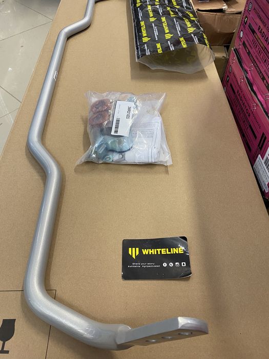 Стабилизиращи щанги Whiteline и Eibach