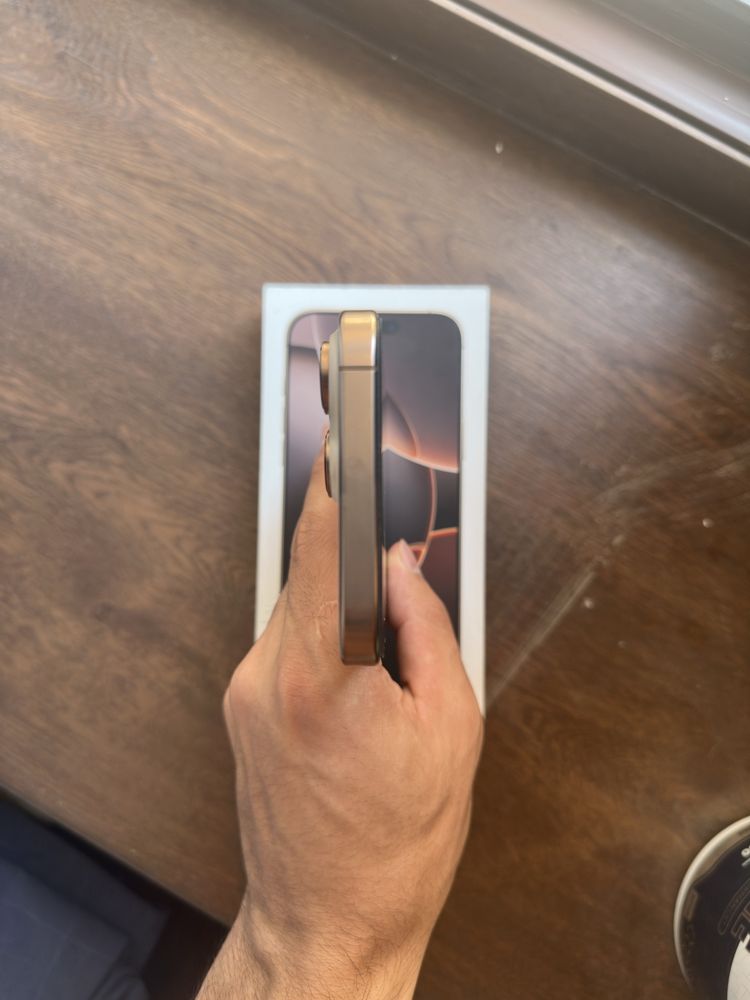 iPhone 16 Pro Max Desert 256gb