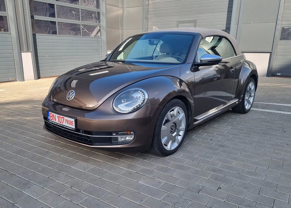 Volkswagen Beetle Cabriolet 70s Edition