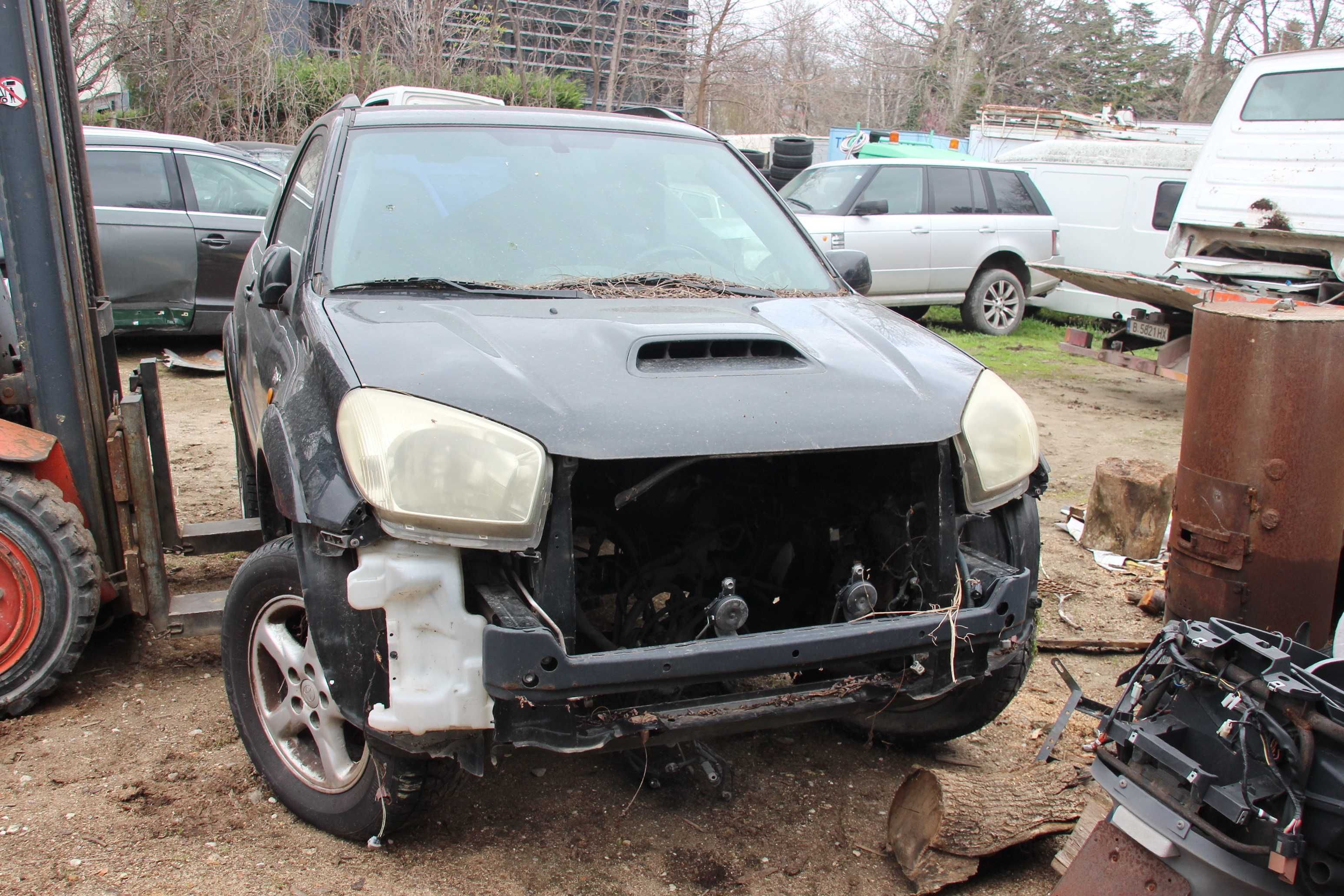Toyota Rav 4    - само на части Тойота РАВ 4