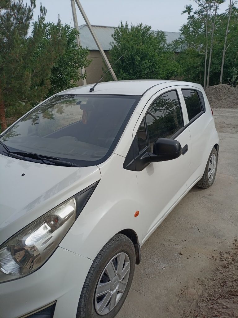 Срочно продам спарк