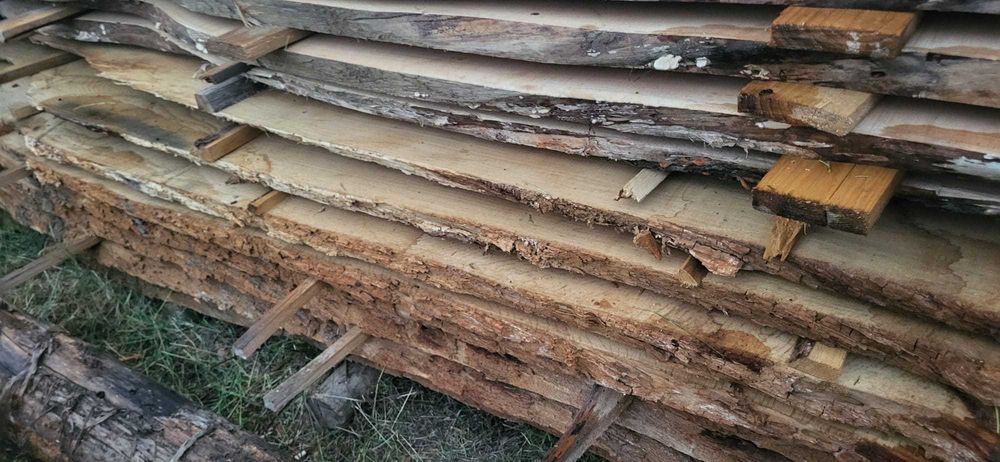 Cherestea de stejar si de cires uscata