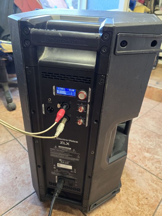 Boxe pasive ElectroVoice ZX5-60PI 600w 8ohmi USA/EV Zlx12p activa 1000