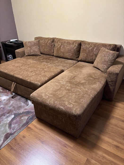 Ъглов диван подходящ за хол или всекидневна