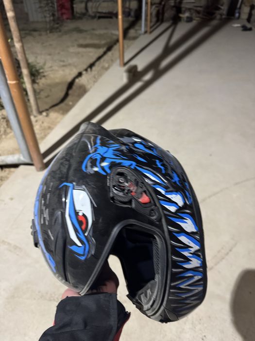 Motoshlem kaska srochna