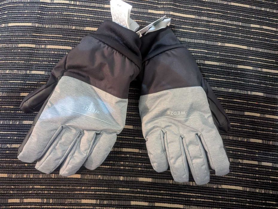 Ски ръкавици дамски S  7 1/2 ( нови )