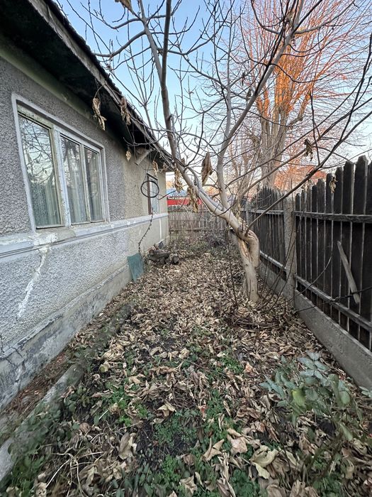 Casa + teren de vanzare / Cartier 23 August