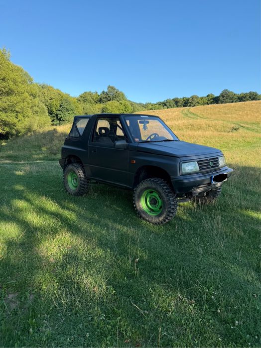 Suzuki vitara.