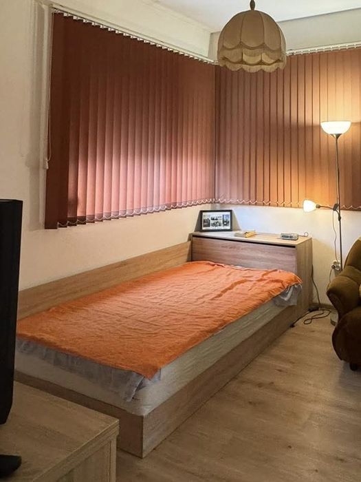 Легло с ракла в бежово