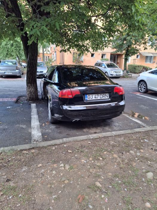 Audi. A4. B7. ..