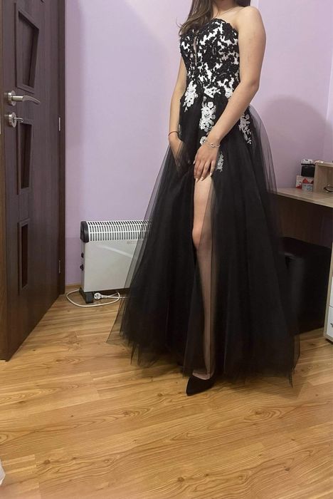 Бална рокля