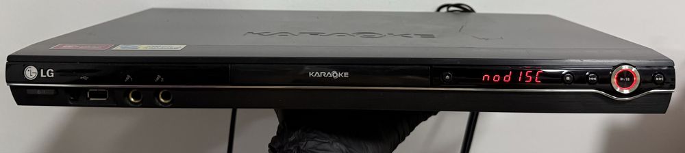 Продается LG DVD проигрователь с караоке DKS-2000Q