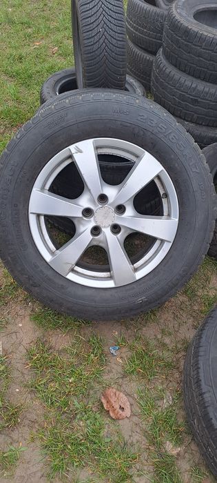 Джанти с гуми 17 цола 5х114.3