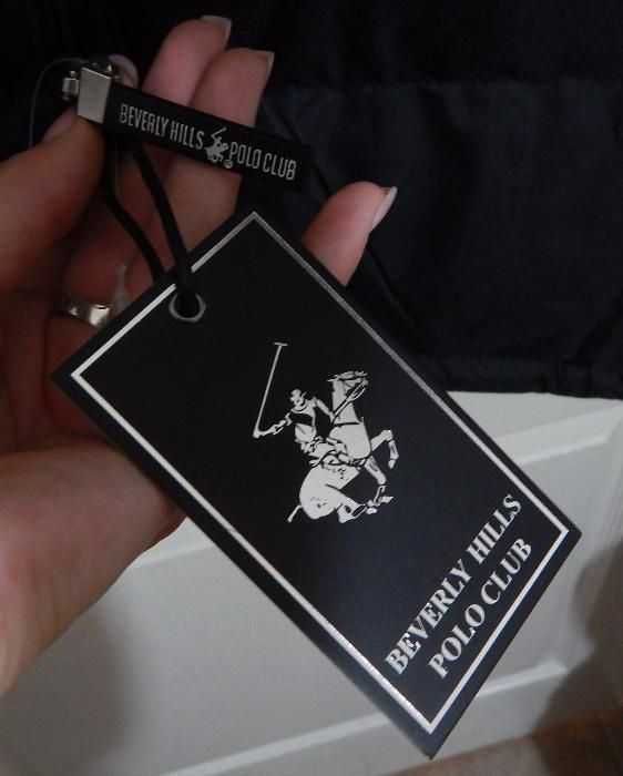 Vesta''BEVERLY HILLS POLO CLUB",marimea XL,cumparata din SUA.