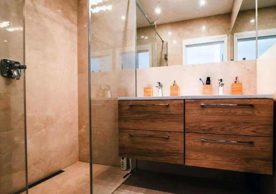 Дава се под наем Двустаен апартамент в Пловдив, Младежки Хълм - 65 кв.м за 255 € - Снимка #3