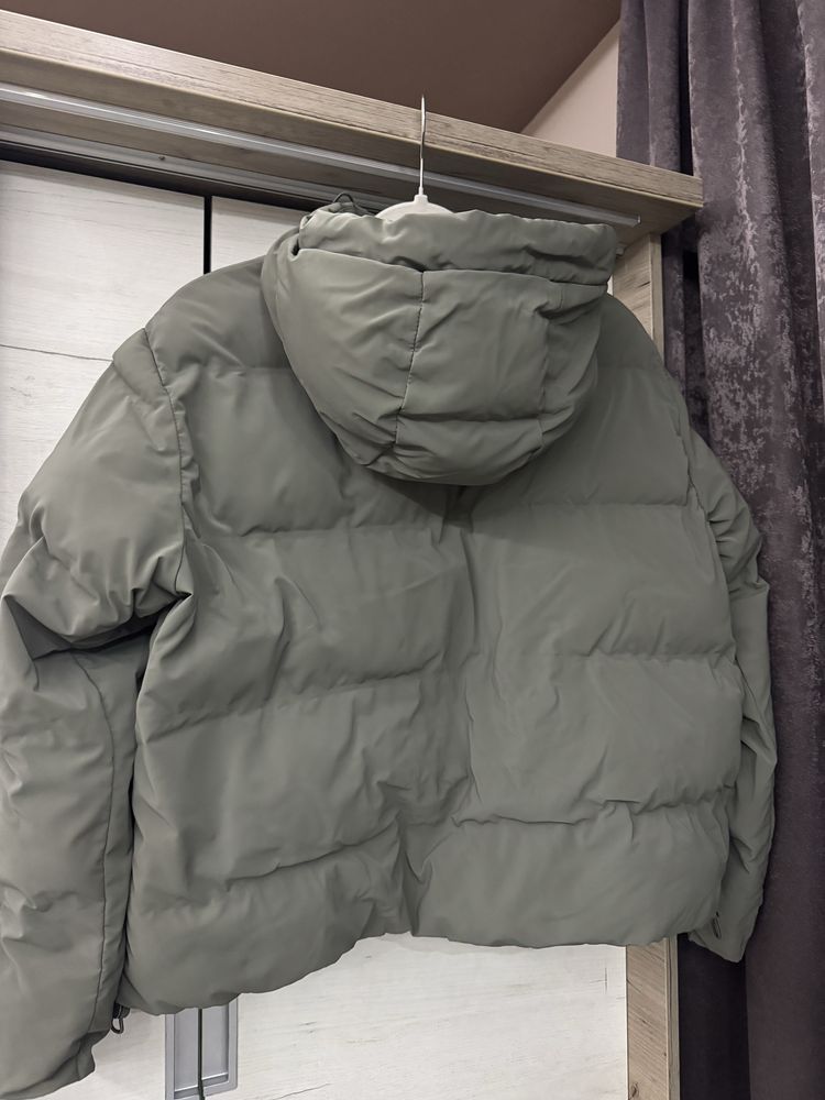 Дамско зимно яке ZARA