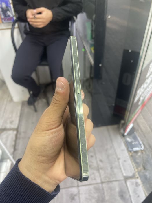 Vivo Y100 8+8/256 gb ideeeal