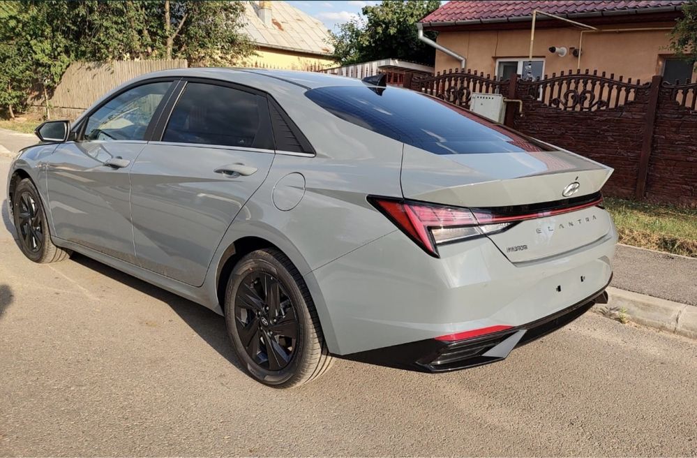 Hyundai Elantra 2022/automat, ambreiaj uzat