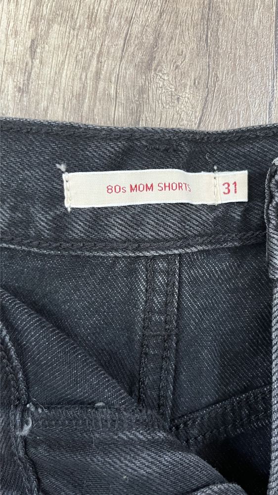 Женски къси панталони Levis