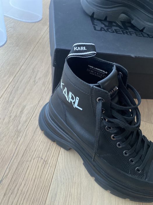 Karl Lagerfeld, marimea 38