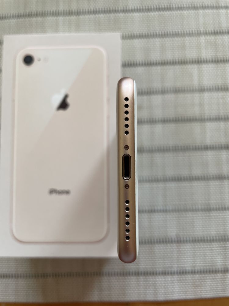 iPhone 8, 64 GB, Gold
