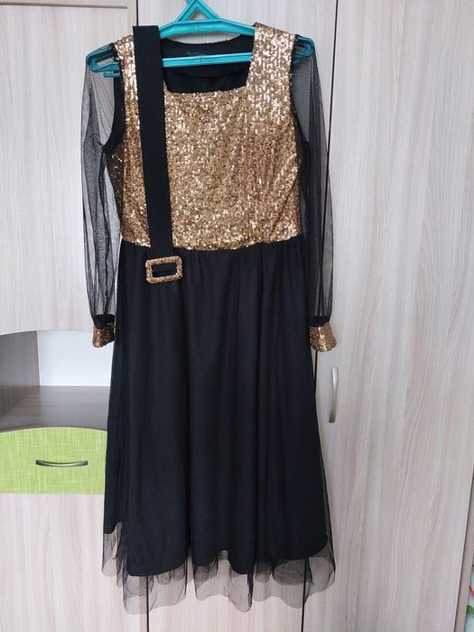 Продам  красивое платье