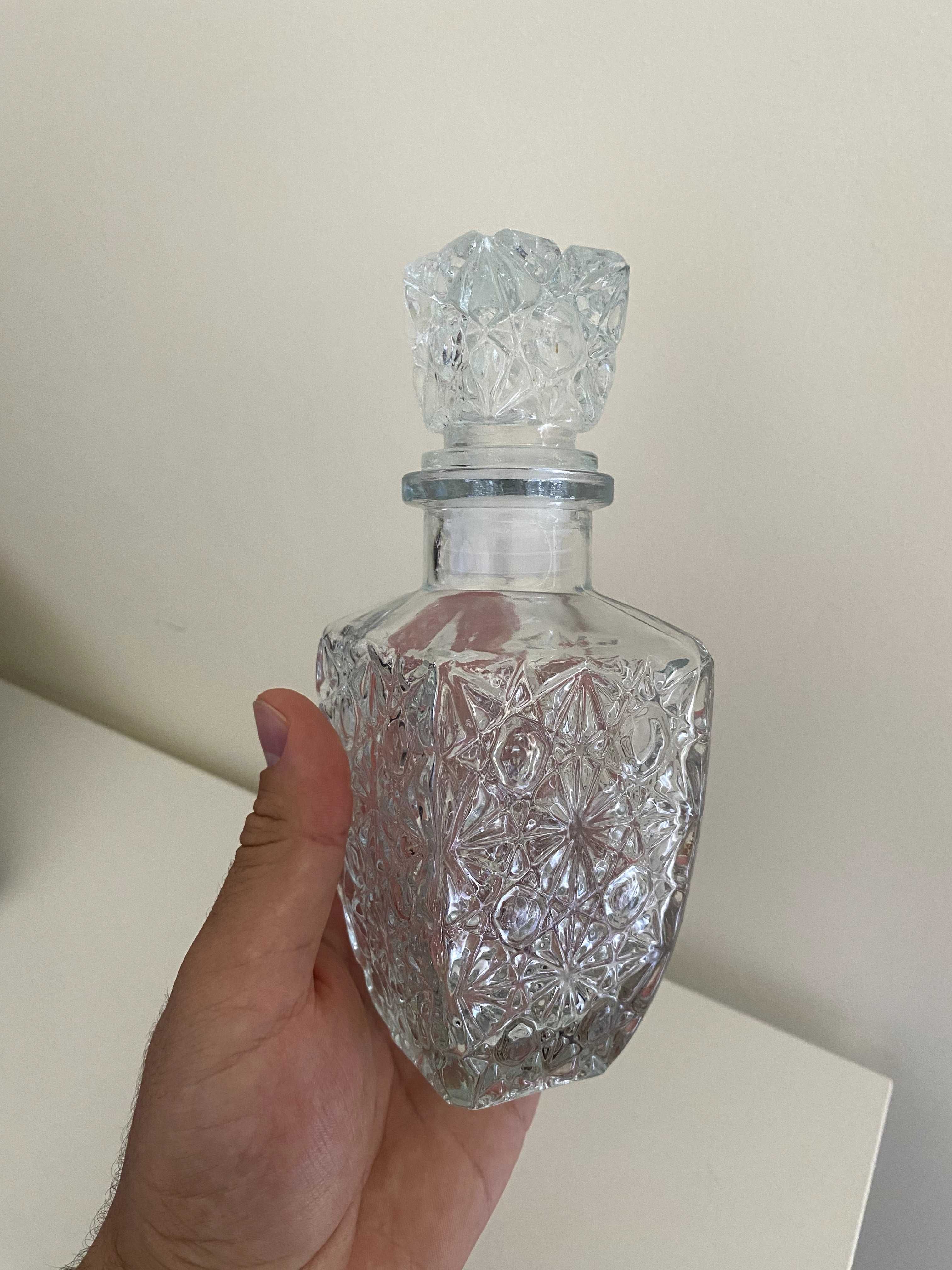 Красива чаша за ракия. 330 мл.