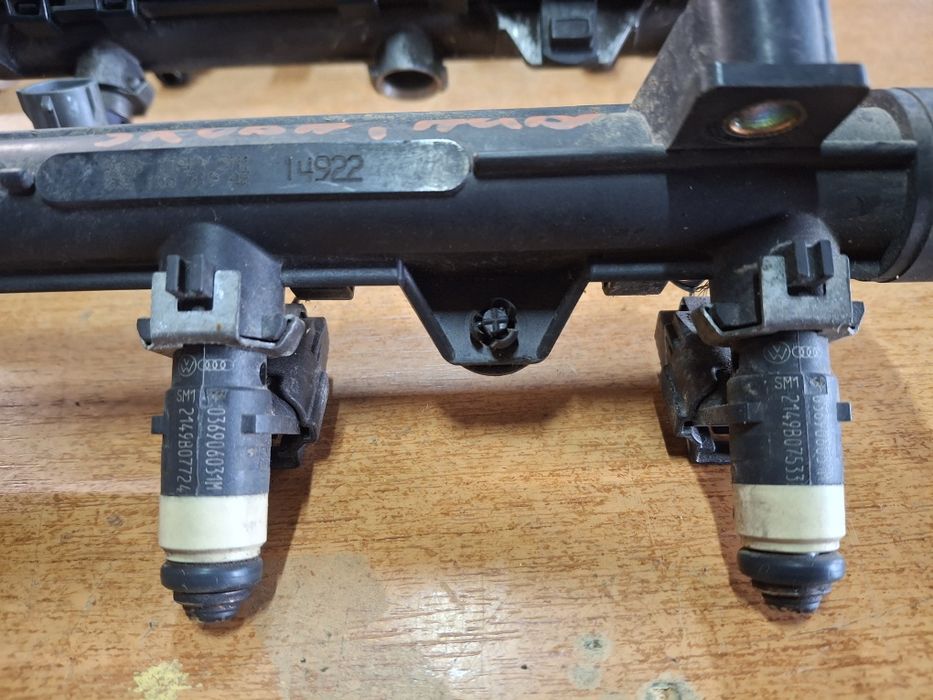 Injectoare Polo 6n2 9N Golf4 1.4i 1.6 Benzina