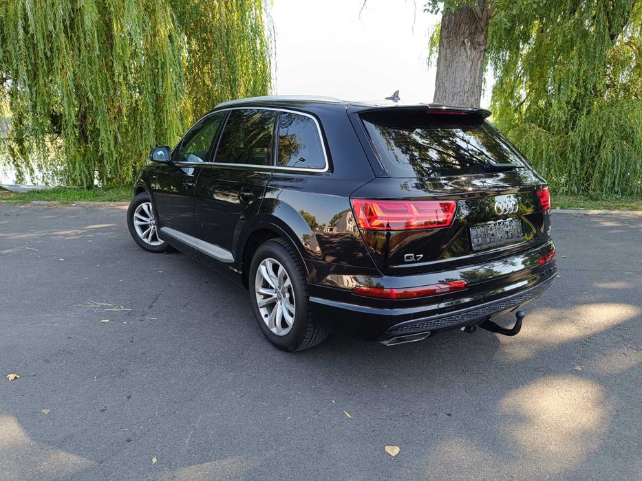 Audi Q7 s-line Quattro / 2017 / 7 locuri / euro6 / navi / xenon /piele