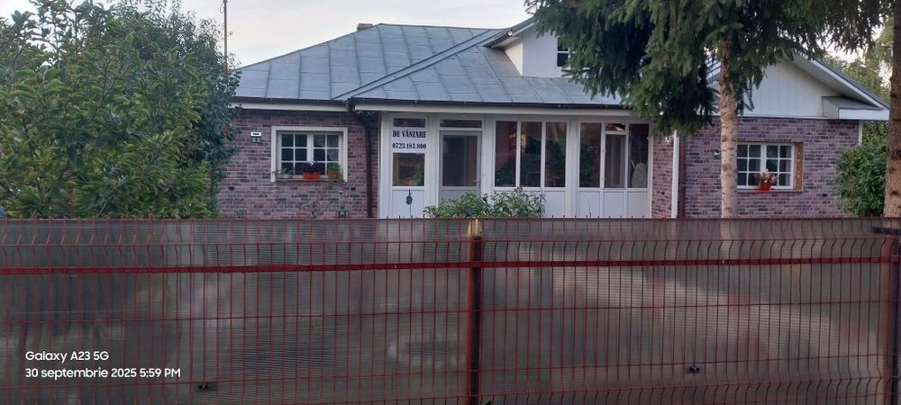 Casa de vanzare in localitatea Bucu