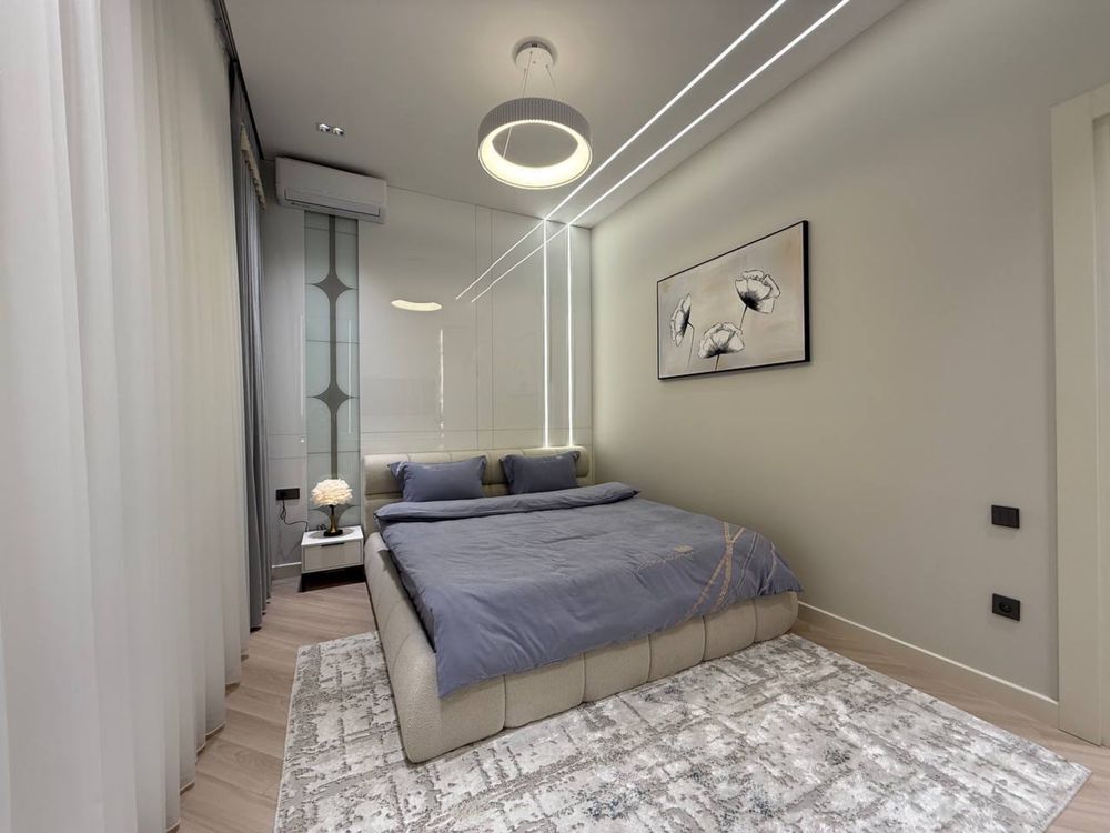 Новый Евродом 1.5сот 250м2.Буз Базар,Сайрам 7 ком.Паркинг. Собственник