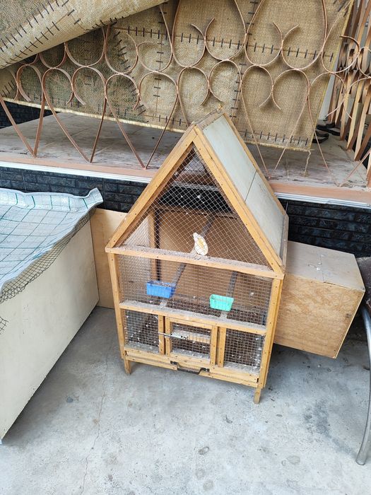 Клетка для попугаев