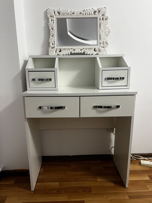 Masa de machiaj (2 bucati )