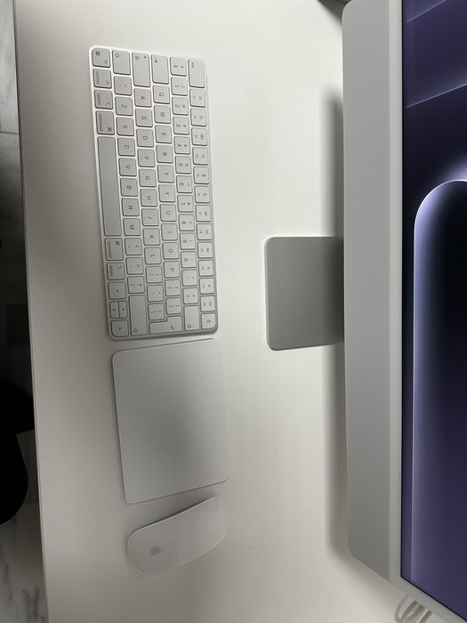 iMac 24”, M1, 2021, 8GB ram - impecabil