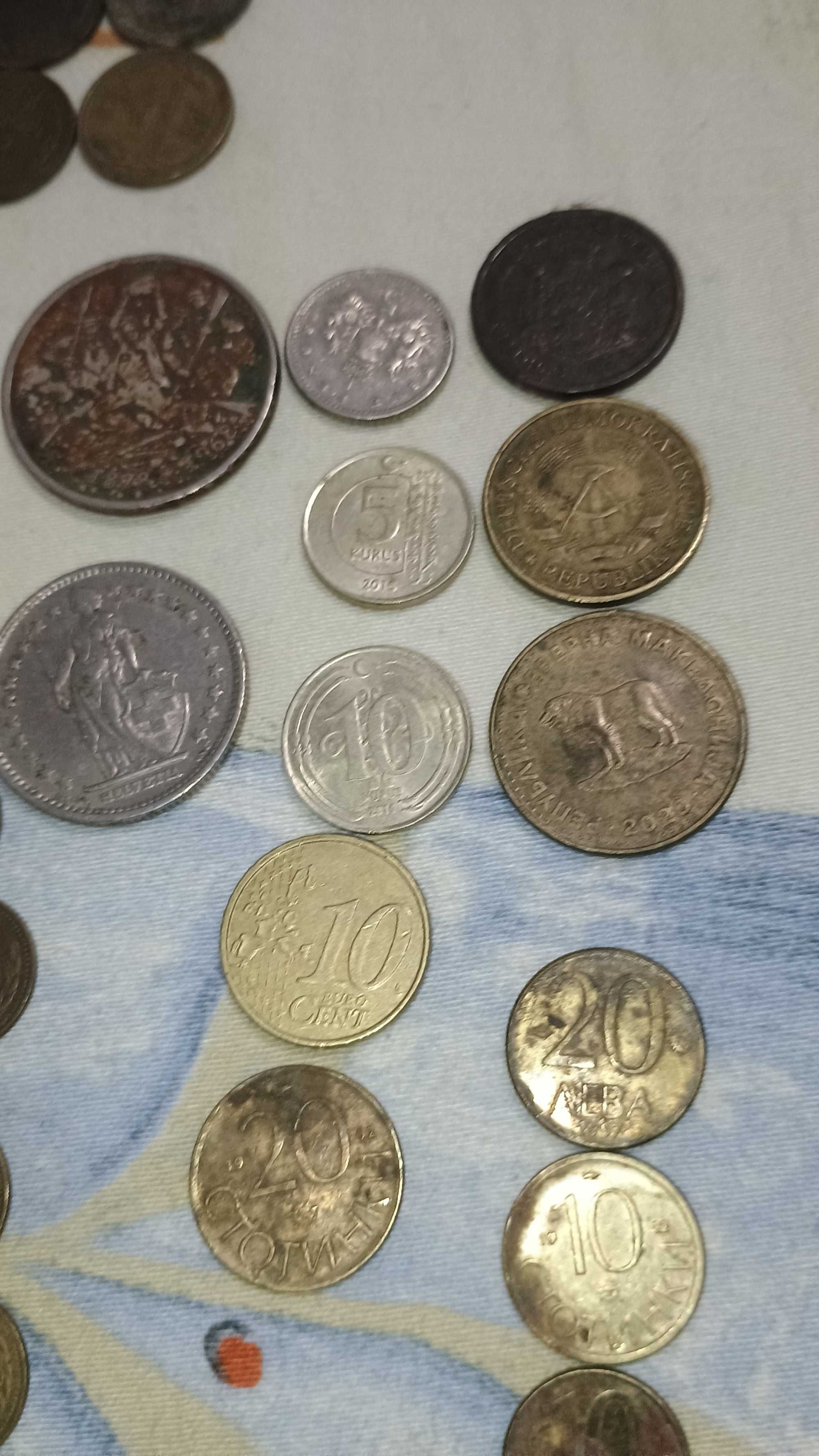 Продавам монети всякакви най разллични