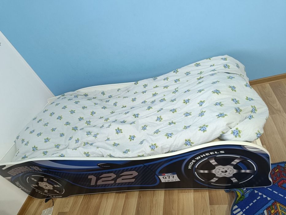 Pat copii tip mașinuță