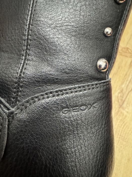 Ghete Geox fetite