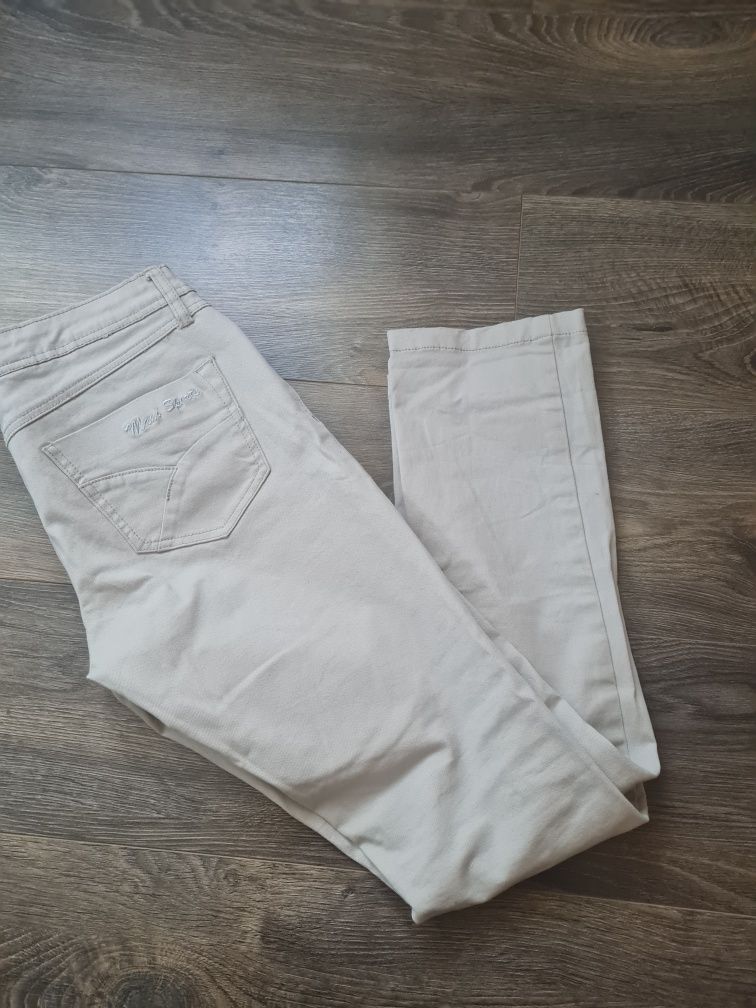 Pantaloni crem dama mărimea 38 nepurtati