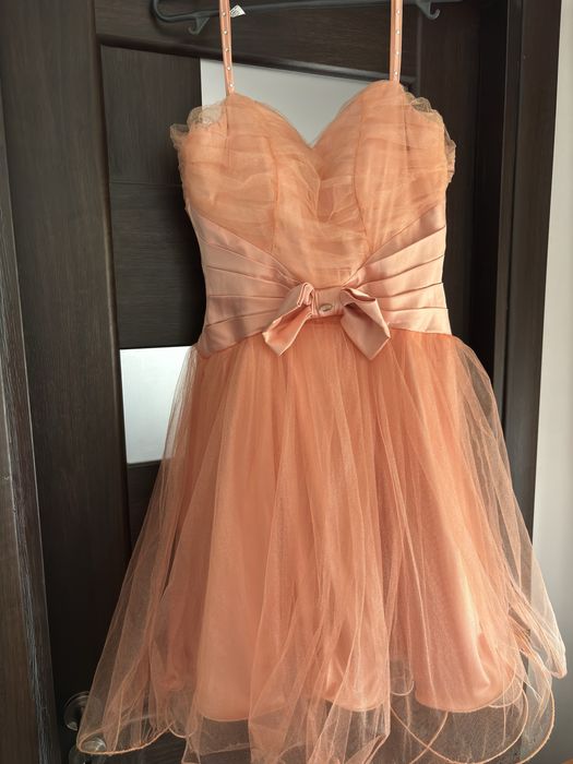 Vand rochie de ocazie